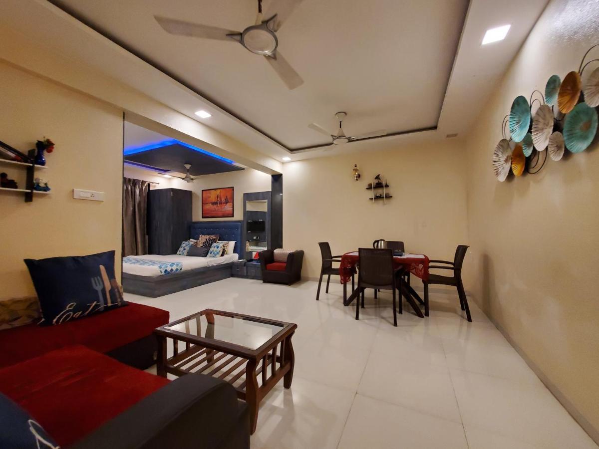 Hotel Mari Aai Residency Nova Bombaim Exterior foto