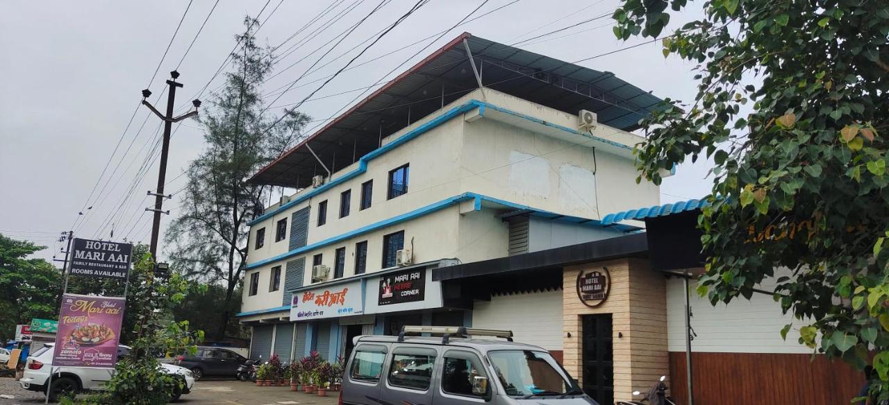 Hotel Mari Aai Residency Nova Bombaim Exterior foto