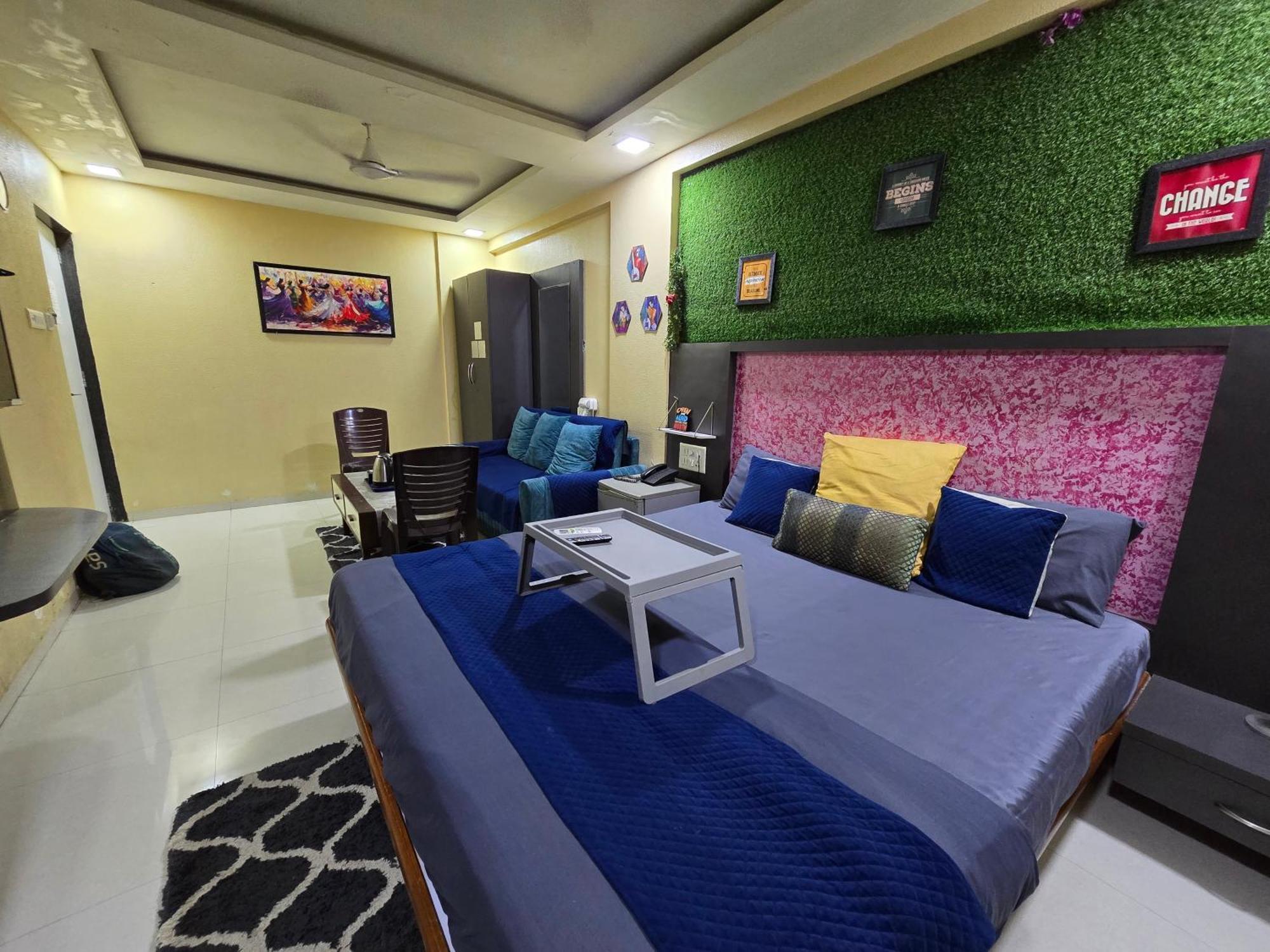 Hotel Mari Aai Residency Nova Bombaim Exterior foto